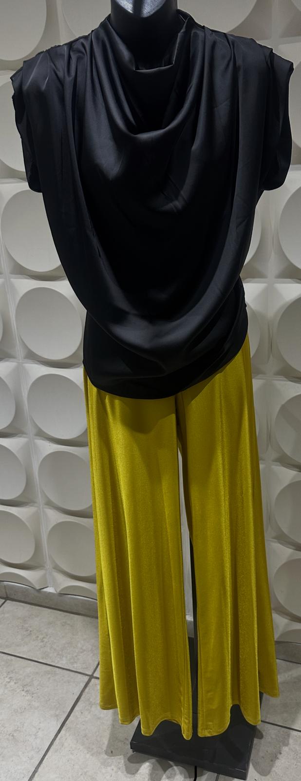 Blusa Noir Satinado