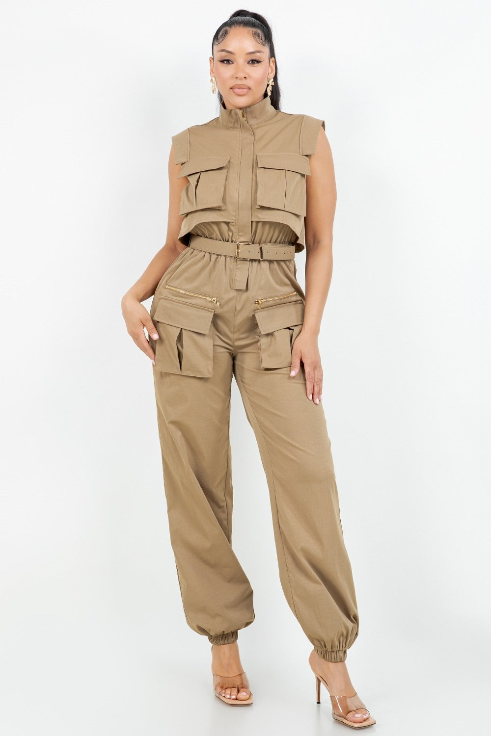 Cargo sofisticado en beige