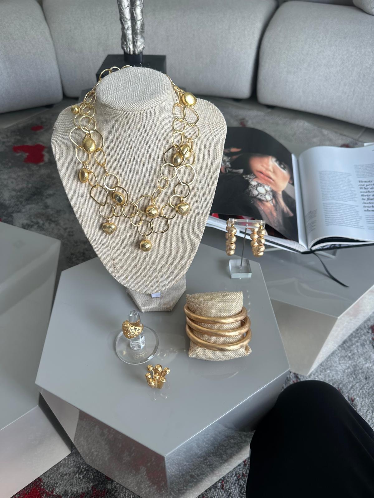 Collar con esencia turca